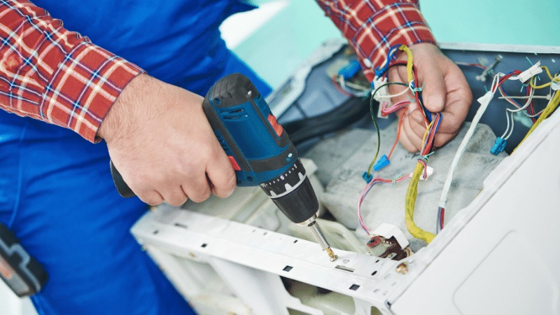 Ataşehir Silverline Silverline çamaşır makinesi kart tamiri – Su almama arızası orijinal parça ile giderildi. - Teknik servis örneği